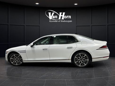 Used 2025 Genesis G90 3.5T AWD/4WD image 4