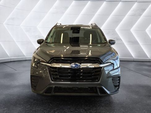 Used 2024 Subaru Ascent Premium w/ Convenience Package image 2