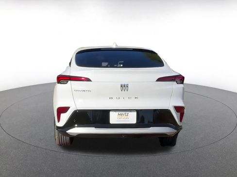 Used 2025 Buick Envista Sport Touring image 12