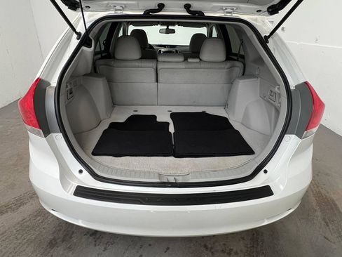 Used 2010 Toyota Venza w/ Convenience Pkg image 26