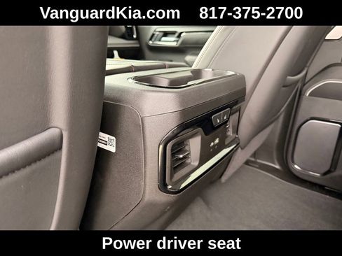 Used 2025 GMC Sierra 2500 AT4X image 26