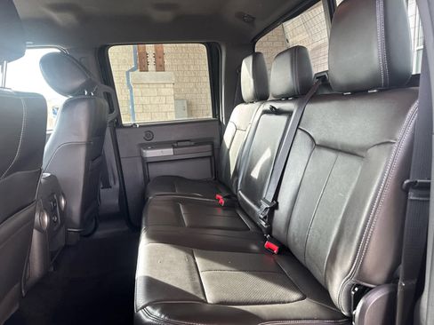 Used 2012 Ford F350 Lariat w/ Chrome Pkg image 31