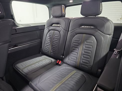 Used 2024 Rivian R1S Adventure AWD/4WD image 25