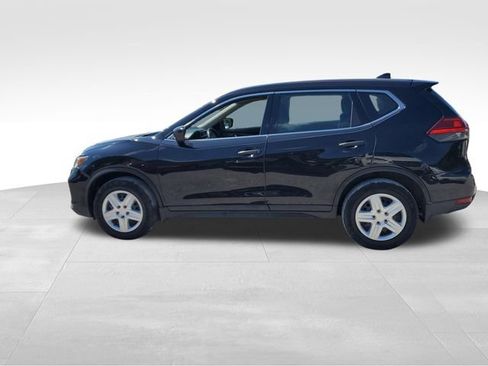 Used 2017 Nissan Rogue S AWD/4WD image 7
