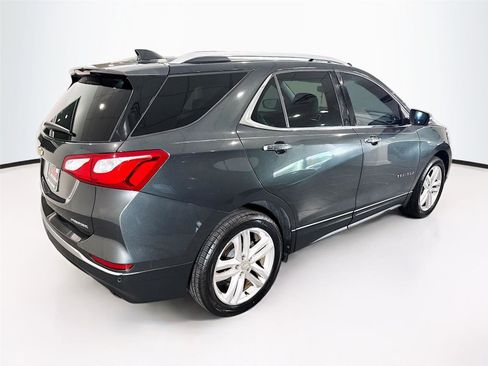 Used 2020 Chevrolet Equinox Premier FWD image 36