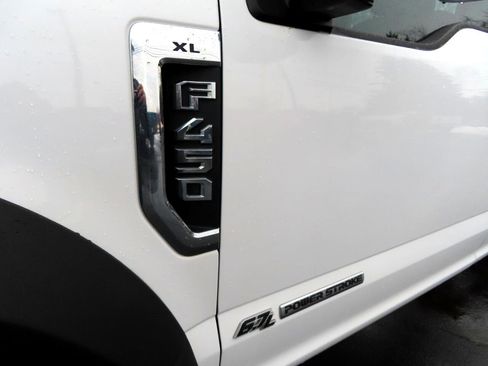 Used 2019 Ford F450 XL w/ XL Value Package image 12