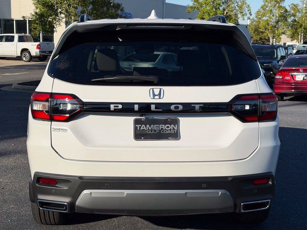 New 2026 Honda Pilot EX-L image 3