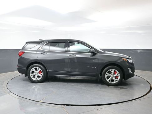 Used 2018 Chevrolet Equinox LT FWD image 3