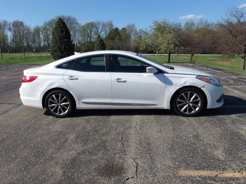 Used 2015 Hyundai Azera FWD image 11