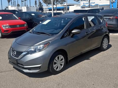 Used 2018 Nissan Versa Note S FWD image 2