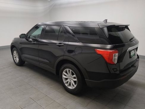 Used 2021 Ford Explorer 4WD image 3