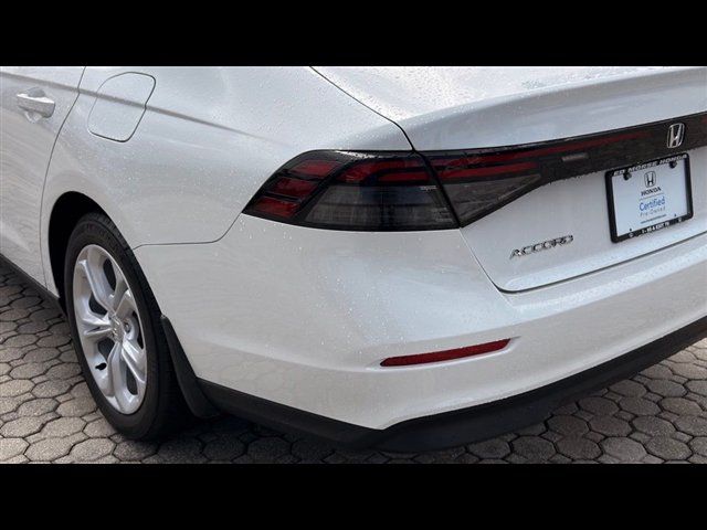 Certified 2025 Honda Accord SE image 11