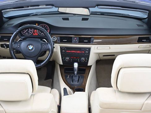 Used 2012 BMW 328i Convertible RWD image 28