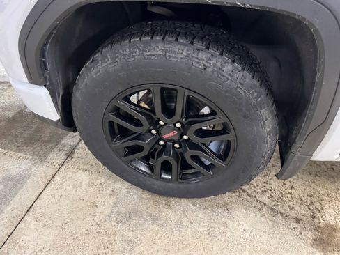 Certified 2023 GMC Sierra 1500 Pro w/ Graphite Edition image 29