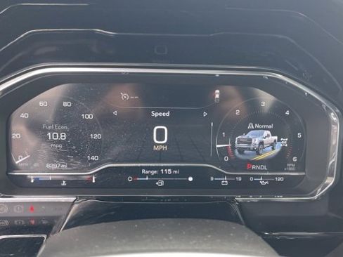 Used 2024 GMC Sierra 2500 SLE w/ SLE Convenience Package image 16