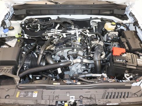 New 2025 Ford Bronco Outer Banks image 32