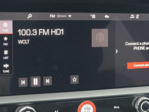 Used 2022 Porsche Macan image 7