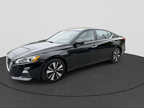 Used 2022 Nissan Altima 2.5 SV FWD image 10
