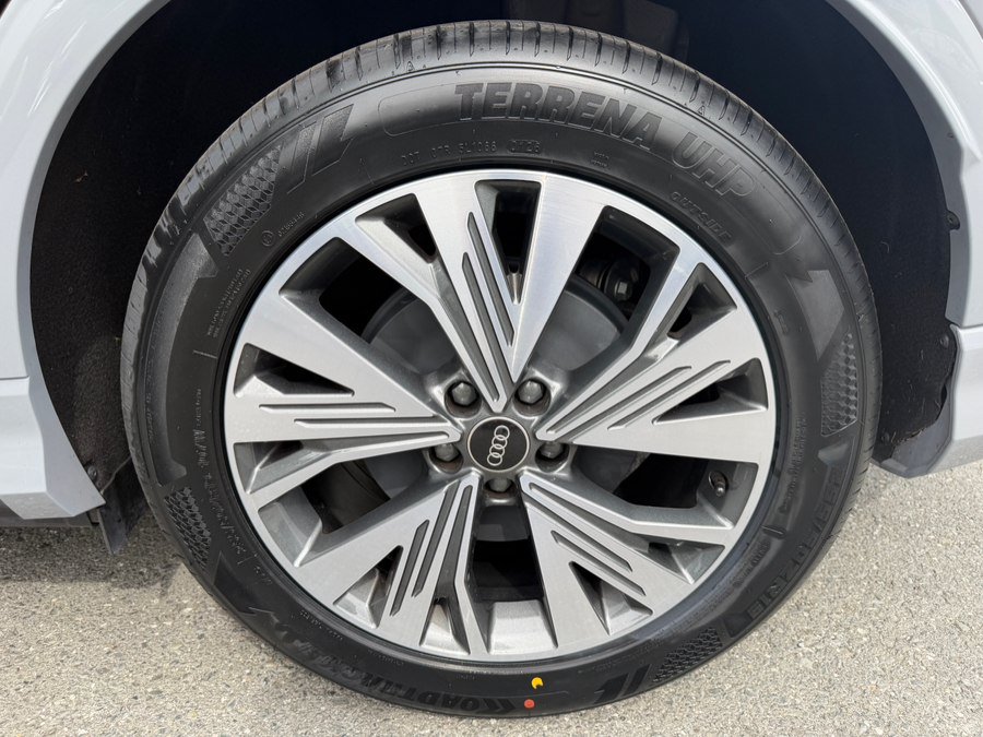 Used 2023 Audi Q4 e-tron Premium w/ Convenience Package RWD image 50