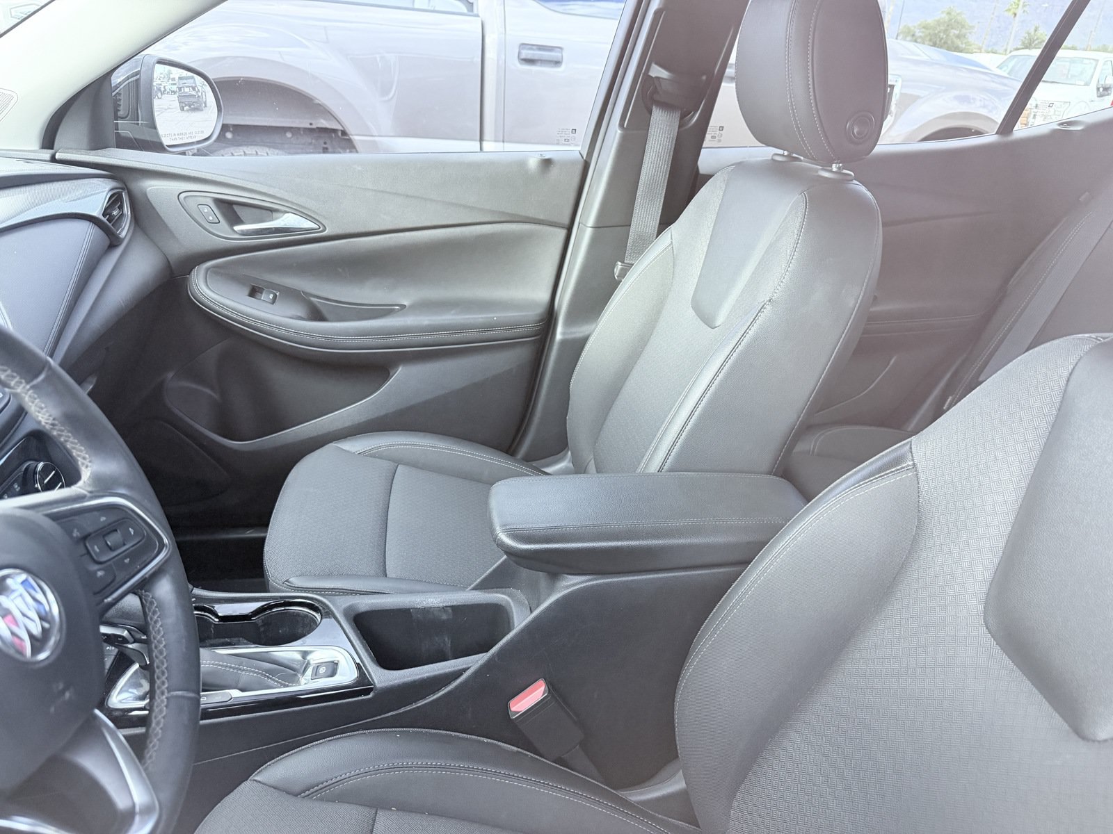 Used 2023 Buick Encore GX Select w/ Sport Touring Package FWD image 2