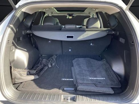 Used 2023 Hyundai Tucson Limited w/ Cargo Package image 16