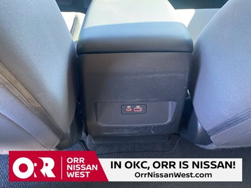 Used 2022 Nissan Frontier S w/ Technology Package image 17