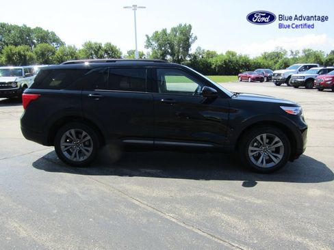 Certified 2023 Ford Explorer XLT w/ Equipment Group 202A AWD/4WD image 10