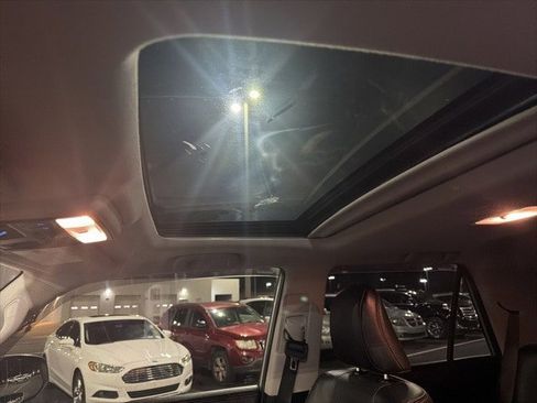 Used 2016 Toyota 4Runner Limited image 5