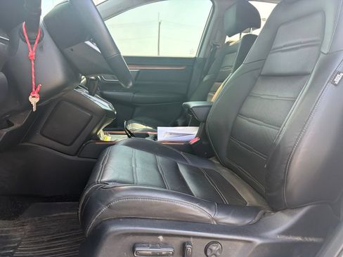 Used 2022 Honda CR-V Touring image 11