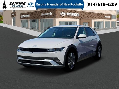 New 2025 Hyundai Ioniq 5 SE image 1