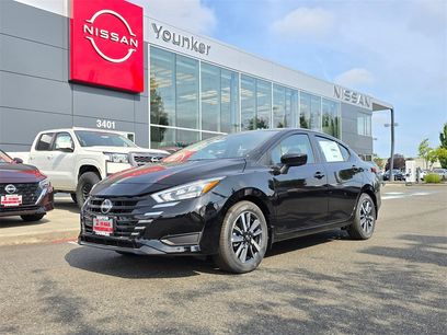 New 2025 Nissan Versa SV w/ Trunk Package