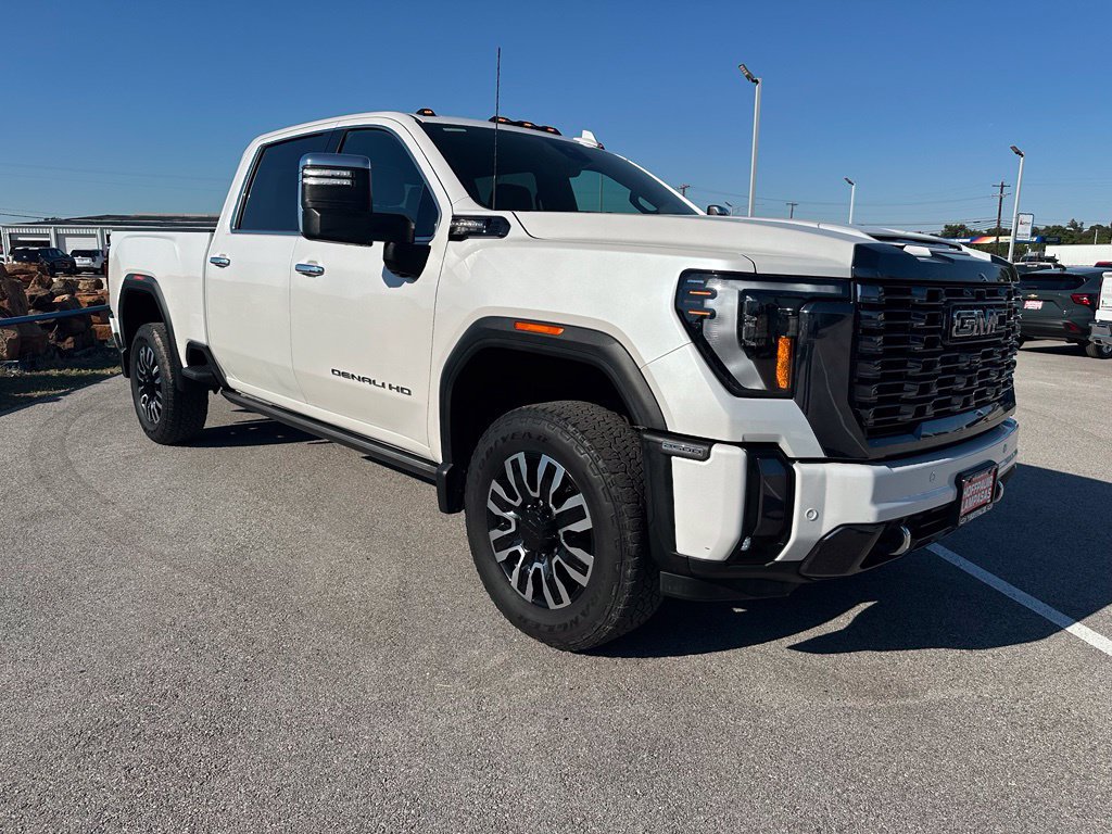 Used 2024 GMC Sierra 2500 Denali Ultimate AWD/4WD image 5