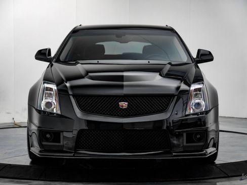 Used 2013 Cadillac CTS V image 25