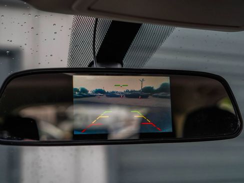 Used 2015 Lexus CT 200h FWD image 17