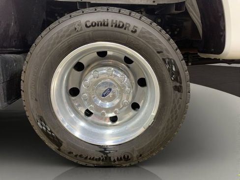 Used 2026 Ford F450 Platinum w/ FX4 Off-Road Package AWD/4WD image 33