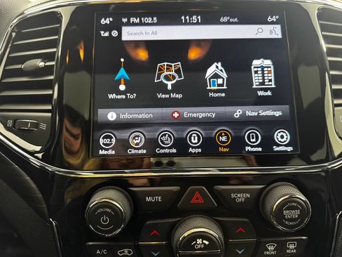 Used 2021 Jeep Grand Cherokee Laredo X AWD/4WD image 20
