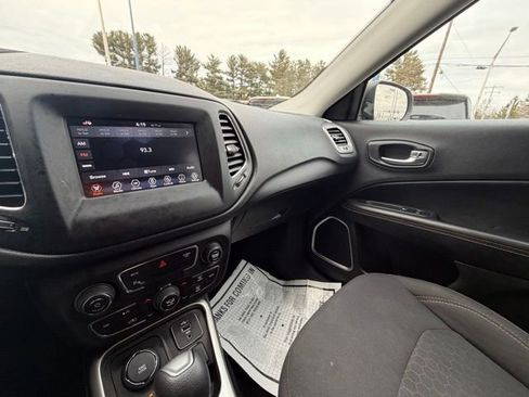 Used 2019 Jeep Compass Sport w/ Cold Weather Group image 26