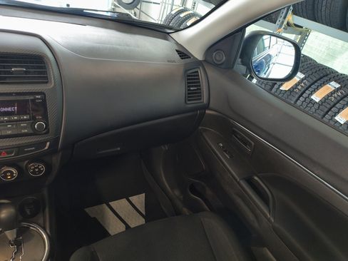 Used 2015 Mitsubishi Outlander Sport ES image 14