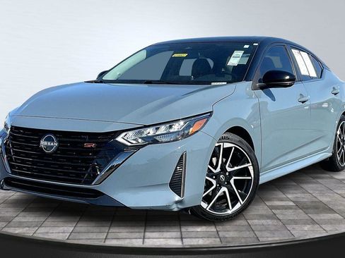 Certified 2024 Nissan Sentra SR w/ SR Premium Package image 13
