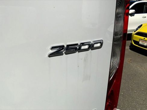 Used 2024 Mercedes-Benz Sprinter 2500 image 8