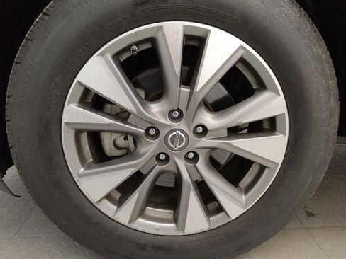 Used 2018 Nissan Murano SV FWD image 31