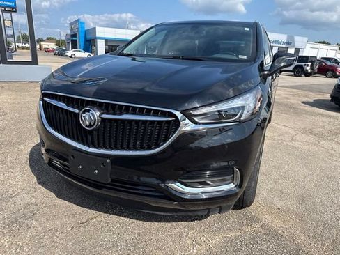 Used 2021 Buick Enclave Essence w/ Sound and Sites Package AWD/4WD image 3