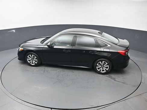 Used 2023 Honda Civic LX image 39