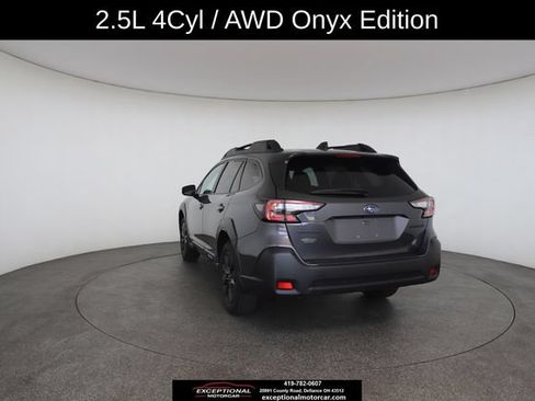 Used 2025 Subaru Outback Onyx Edition AWD/4WD image 13