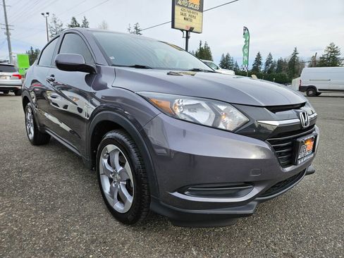 Used 2018 Honda HR-V LX image 15