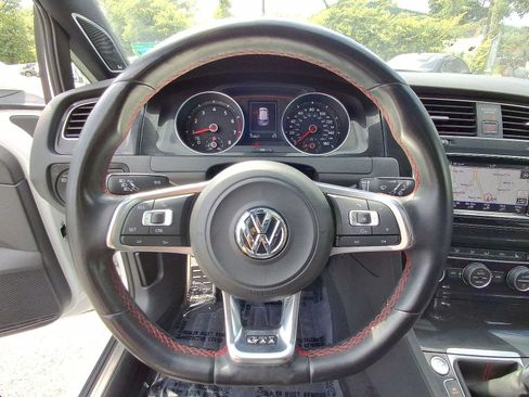 Used 2015 Volkswagen GTI S FWD image 22