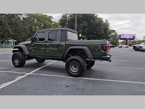 Used 2023 Jeep Gladiator Sport image 26