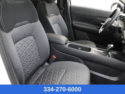 New 2026 Nissan Kicks SV w/ SV Premium Package image 21