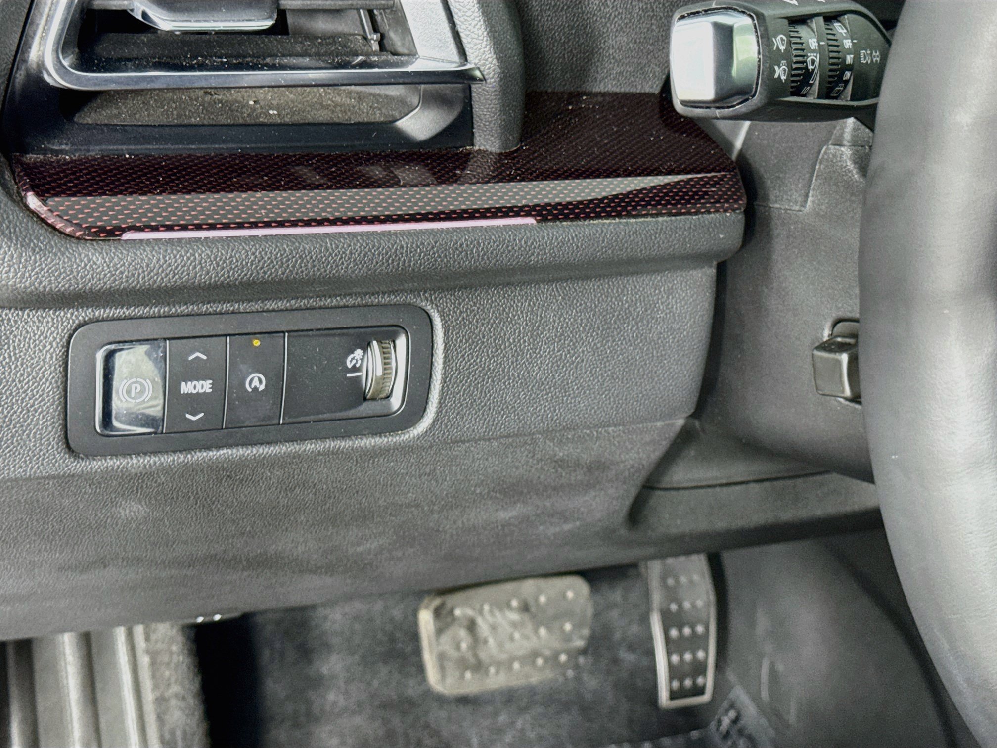 Used 2024 Chevrolet Traverse RS FWD image 12