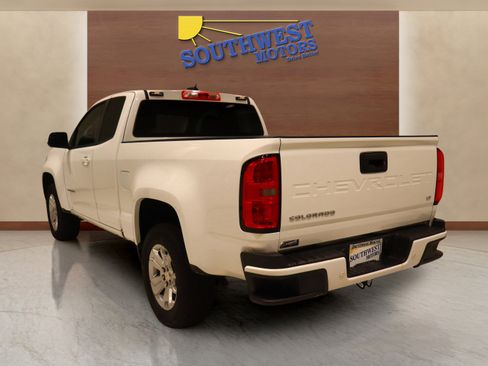 Used 2022 Chevrolet Colorado LT w/ Fleet Safety Package image 2